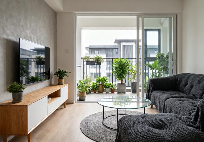 老房翻新:原瓷磚上能直接鋪新瓷磚嗎?